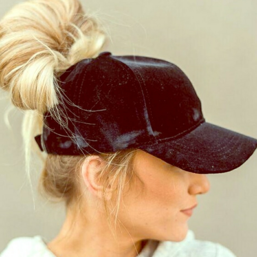 Black Velvet baseball cap